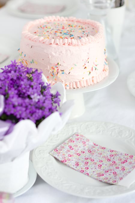 Vanilla cake with buttercream