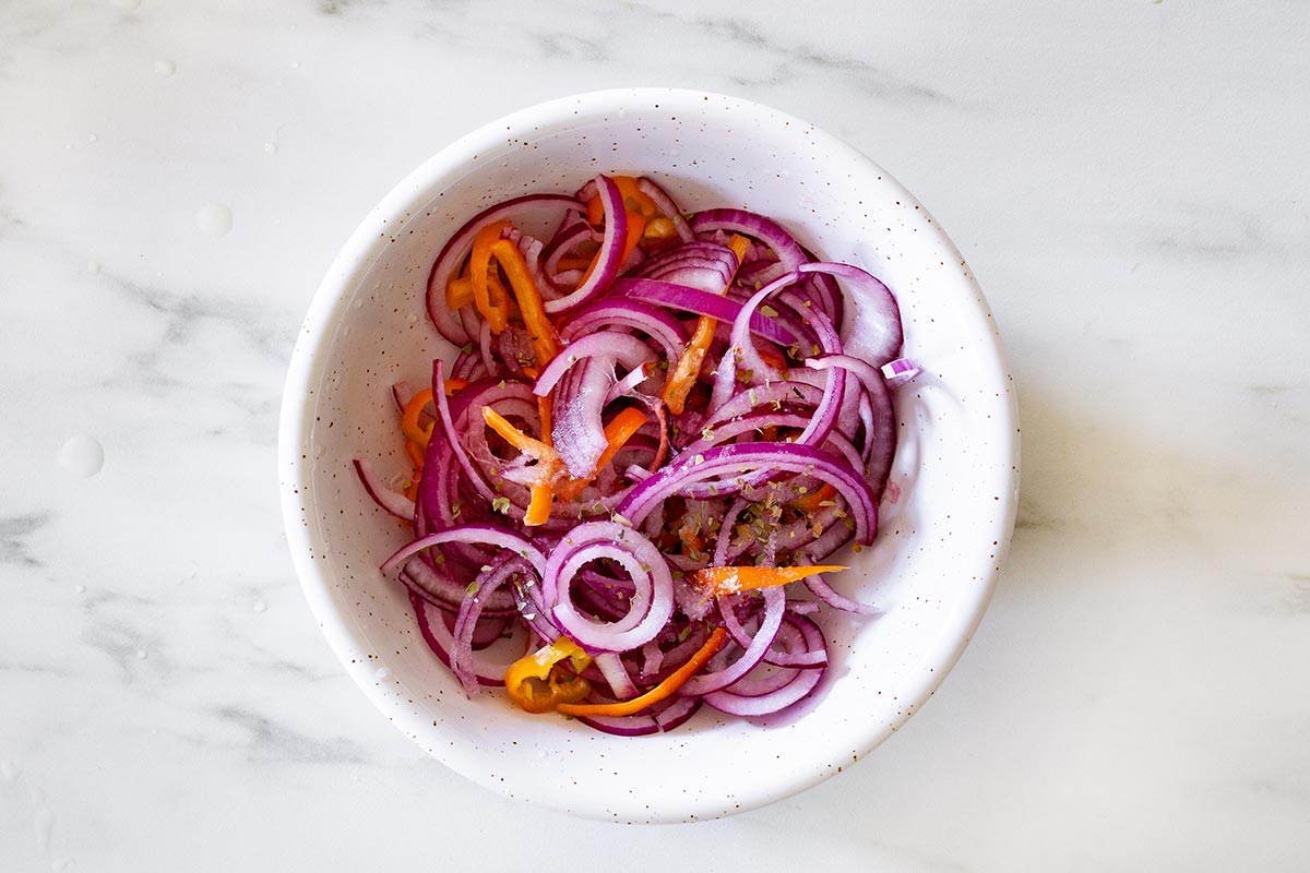 Xnipec salsa in a bowl.